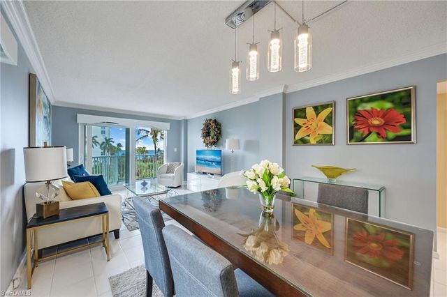 1300 Gulf Shore BLVD N 509, Naples, FL 34102