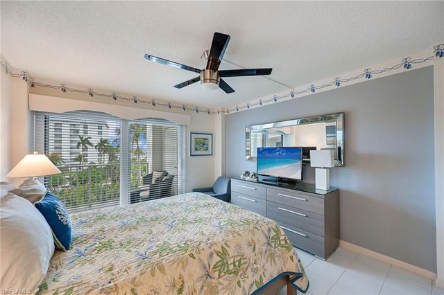 1300 Gulf Shore BLVD N 509, Naples, FL 34102