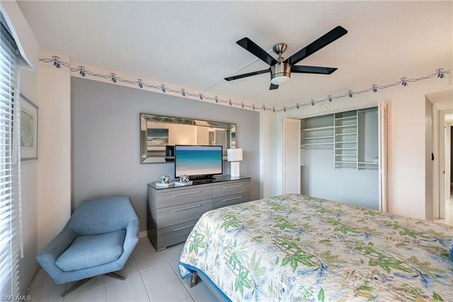 1300 Gulf Shore BLVD N 509, Naples, FL 34102