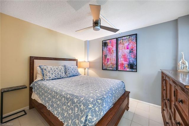 1300 Gulf Shore BLVD N 509, Naples, FL 34102