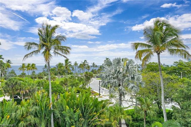1300 Gulf Shore BLVD N 509, Naples, FL 34102