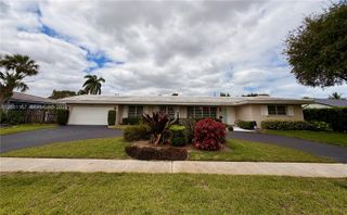 5011 Madison St, Hollywood, FL 33021