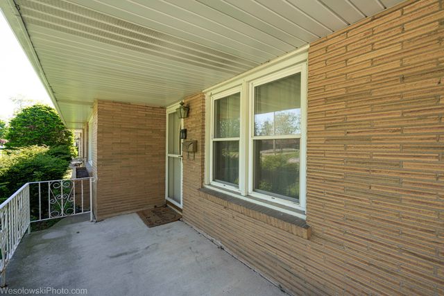 1714 Mayfield Avenue, Joliet, IL 60435