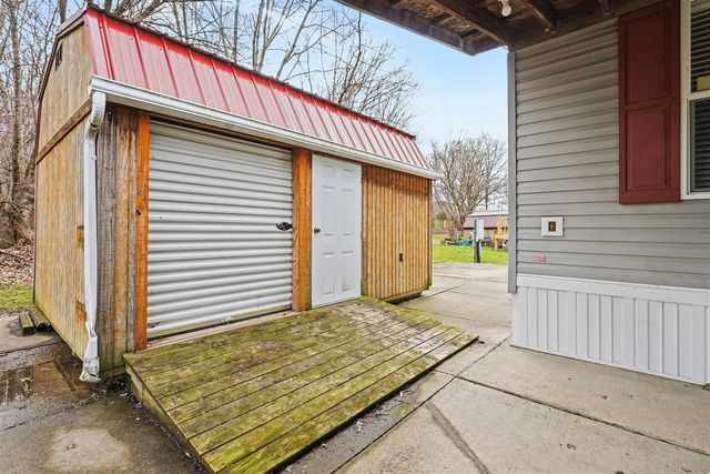 7604 Red Arrow Highway 149, Watervliet, MI 49098