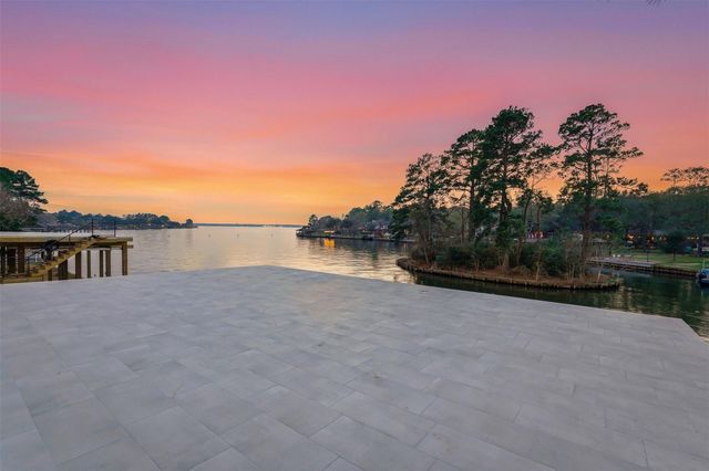 12833 Bruce Road, Willis, TX 77318