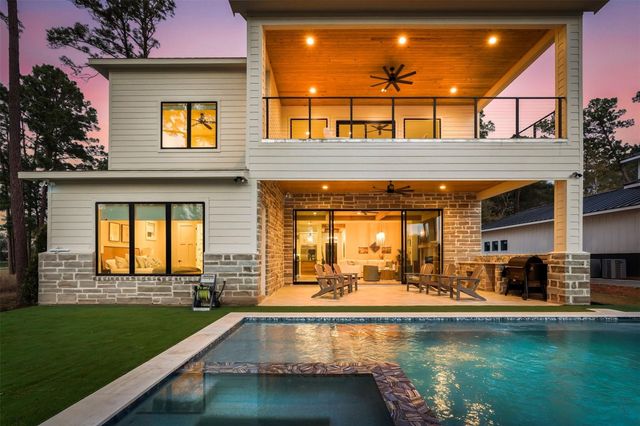 12833 Bruce Road, Willis, TX 77318