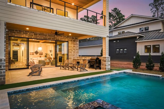 12833 Bruce Road, Willis, TX 77318