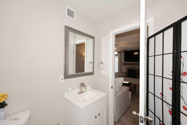4318 W CORRINE Drive, Glendale, AZ 85304