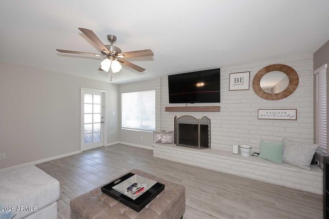 4318 W CORRINE Drive, Glendale, AZ 85304