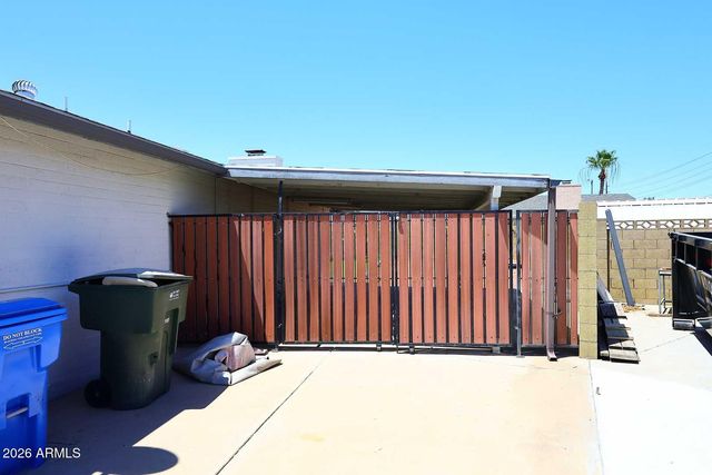 4318 W CORRINE Drive, Glendale, AZ 85304