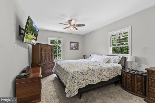 8505 WARREN DR, Pomfret, MD 20675