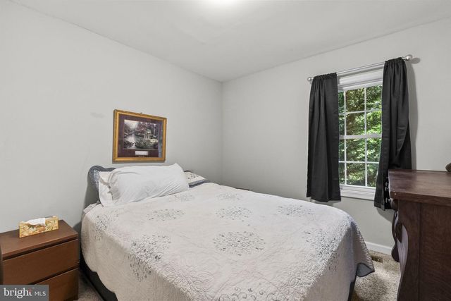 8505 WARREN DR, Pomfret, MD 20675