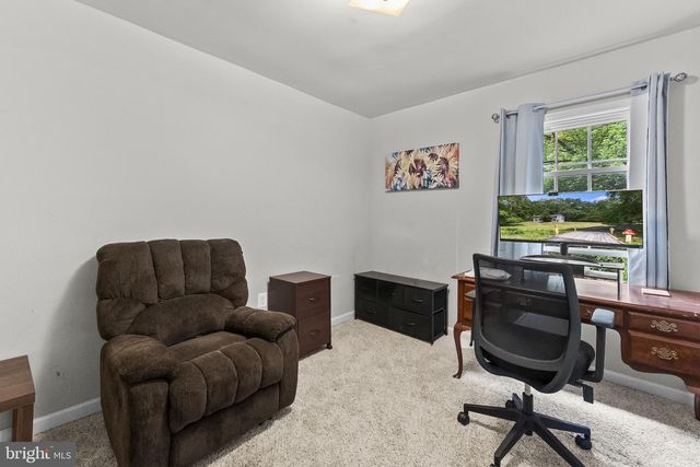 8505 WARREN DR, Pomfret, MD 20675