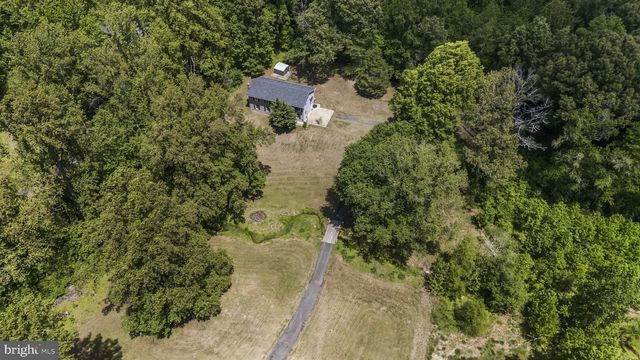 8505 WARREN DR, Pomfret, MD 20675