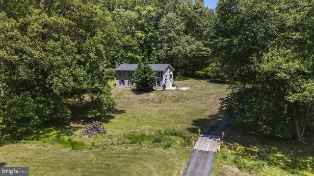 8505 WARREN DR, Pomfret, MD 20675