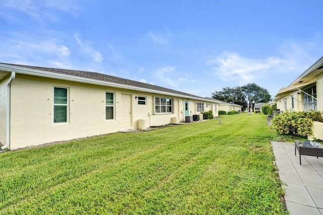 5289 Lakefront Boulevard B, Delray Beach, FL 33484