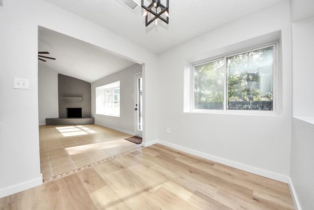 5918 Crooked Post Road, Spring, TX 77373