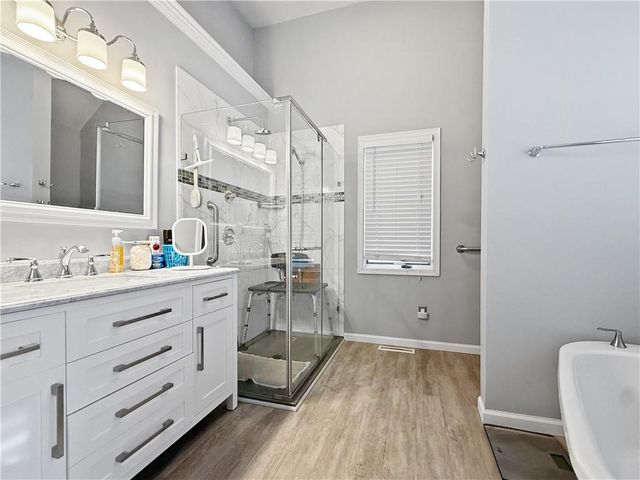 905 Elm Street, Higginsville, MO 64037