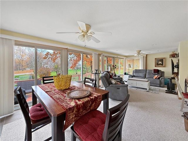 905 Elm Street, Higginsville, MO 64037