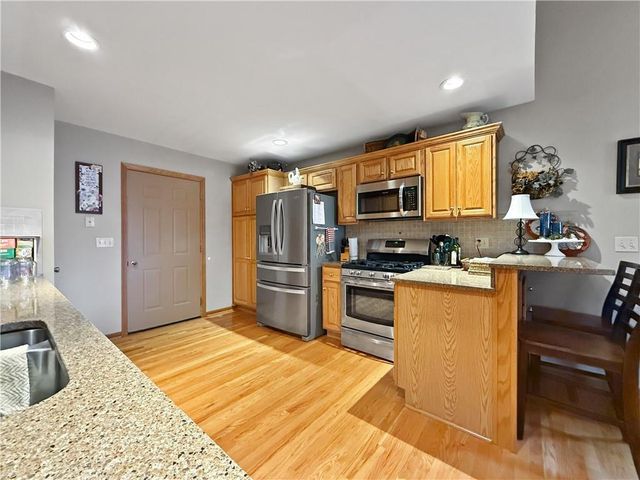 905 Elm Street, Higginsville, MO 64037