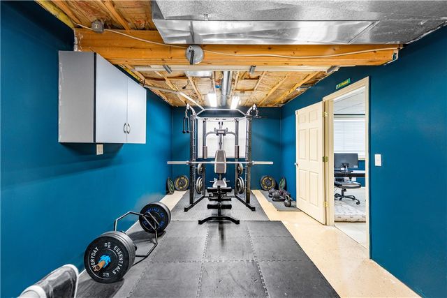 12 Railroad Row, Warwick, RI 02886