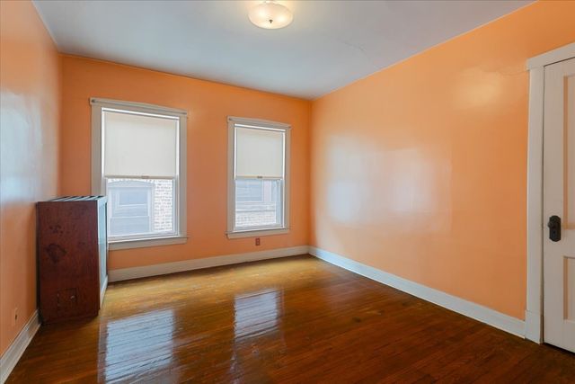 6219 N Claremont Avenue, Chicago, IL 60659