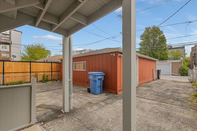 6219 N Claremont Avenue, Chicago, IL 60659