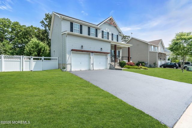 93 Bridle Path, Bayville, NJ 08721