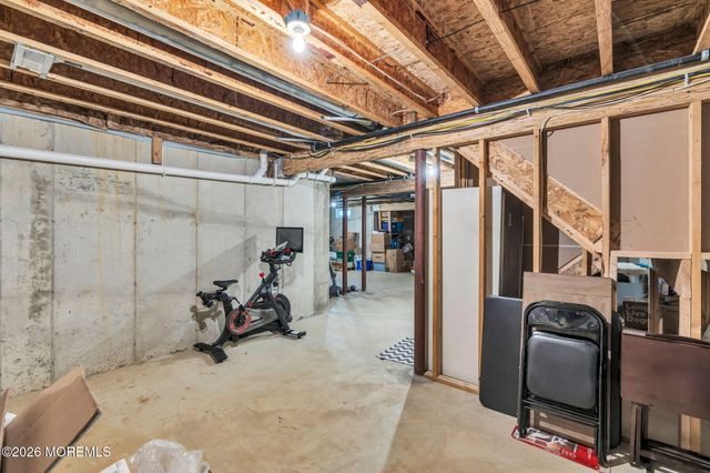 93 Bridle Path, Bayville, NJ 08721