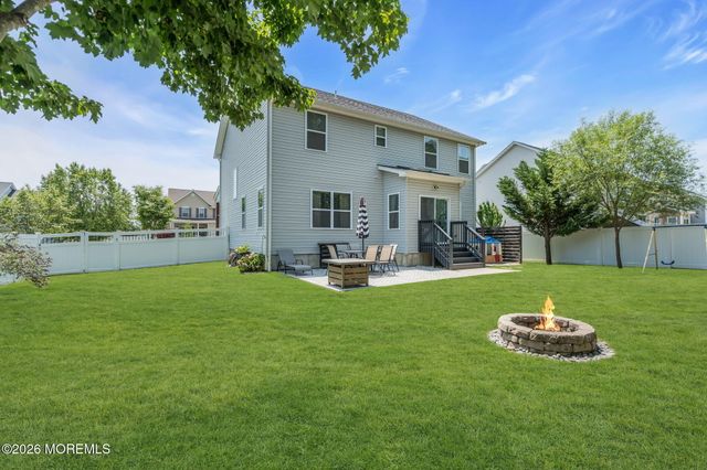 93 Bridle Path, Bayville, NJ 08721