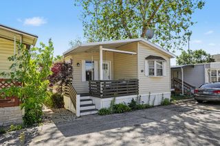 2993 Curtis Street 69, Des Plaines, IL 60018
