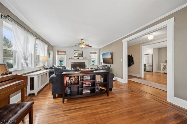 40 Lenox Ter, Bloomfield Twp., NJ 07003