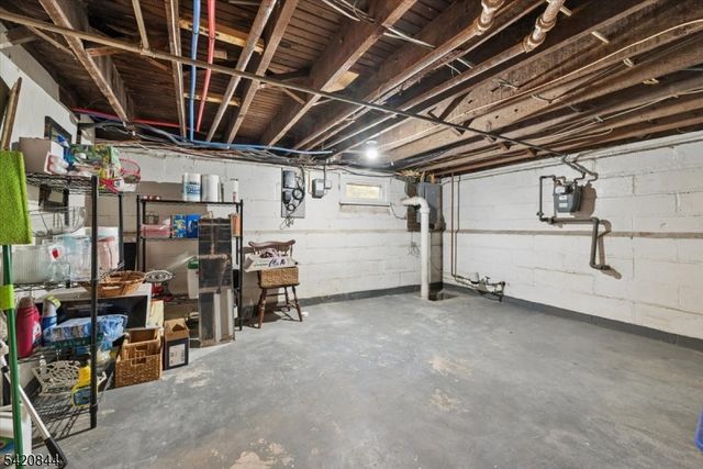 40 Lenox Ter, Bloomfield Twp., NJ 07003