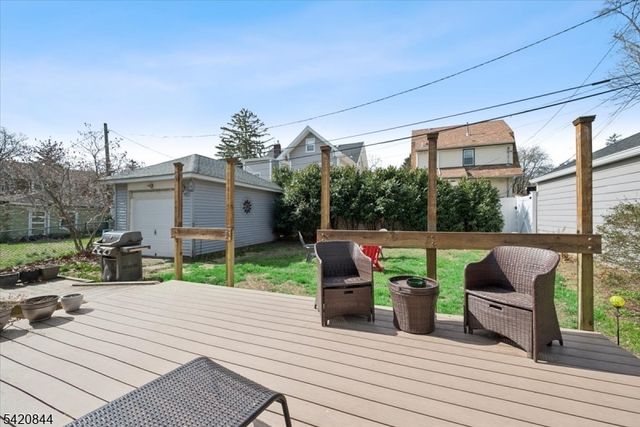 40 Lenox Ter, Bloomfield Twp., NJ 07003