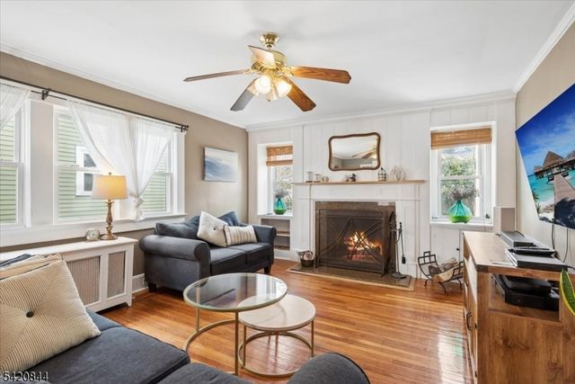 40 Lenox Ter, Bloomfield Twp., NJ 07003