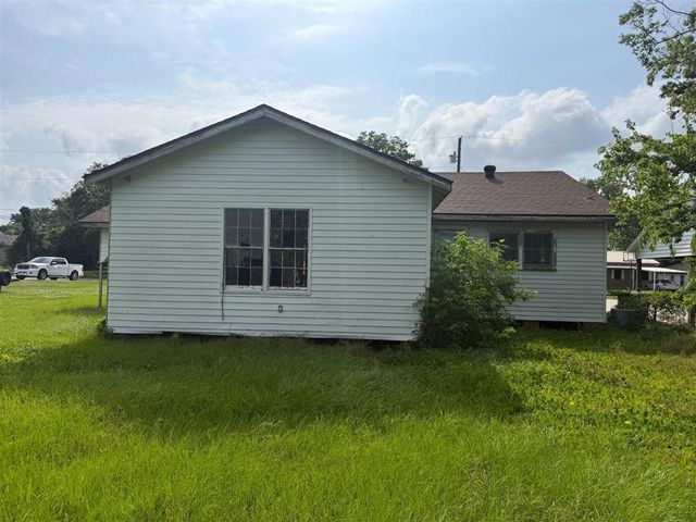 2815 Cypress Street, Lake Charles, LA 70601