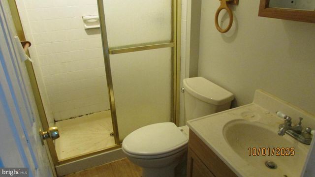 9506 49TH AVE, College Park, MD 20740