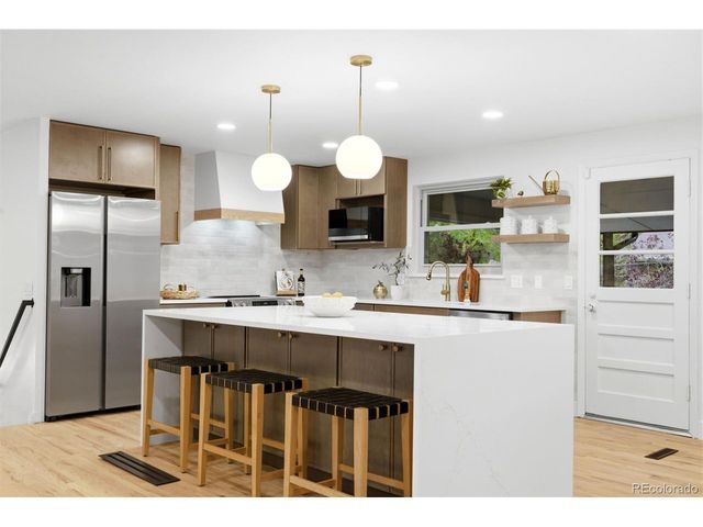 6017 Xenon St, Arvada, CO 80004