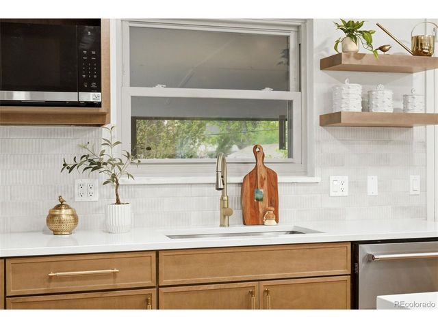 6017 Xenon St, Arvada, CO 80004