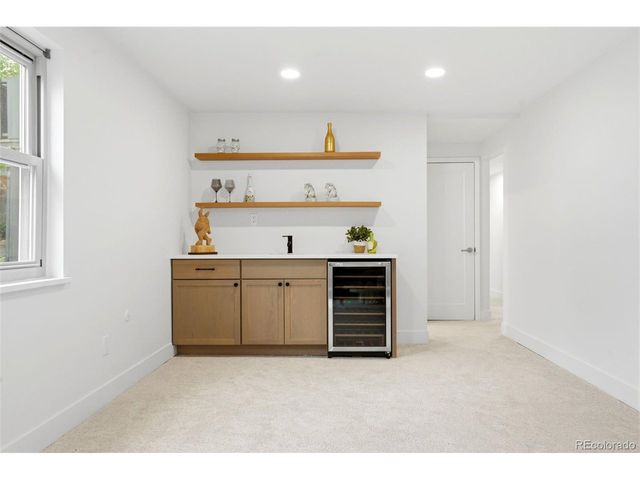 6017 Xenon St, Arvada, CO 80004