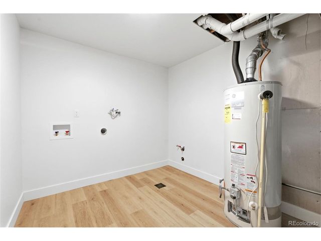 6017 Xenon St, Arvada, CO 80004