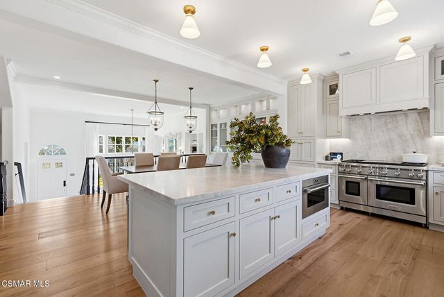 2406 Swanfield Court, Thousand Oaks, CA 91361