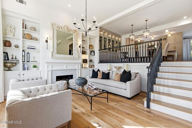 2406 Swanfield Court, Thousand Oaks, CA 91361