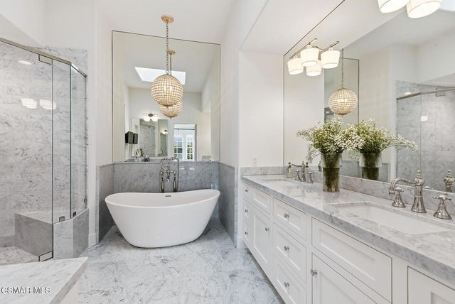 2406 Swanfield Court, Thousand Oaks, CA 91361