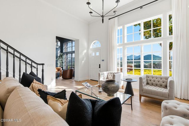 2406 Swanfield Court, Thousand Oaks, CA 91361