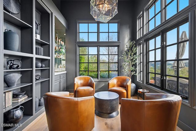 2406 Swanfield Court, Thousand Oaks, CA 91361