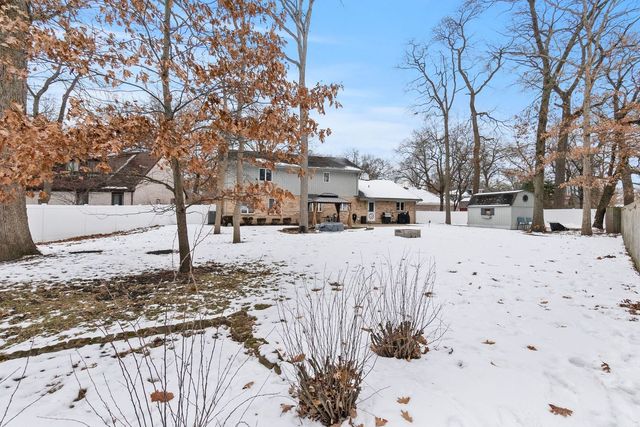 18118 Whitman Lane, Lansing, IL 60438