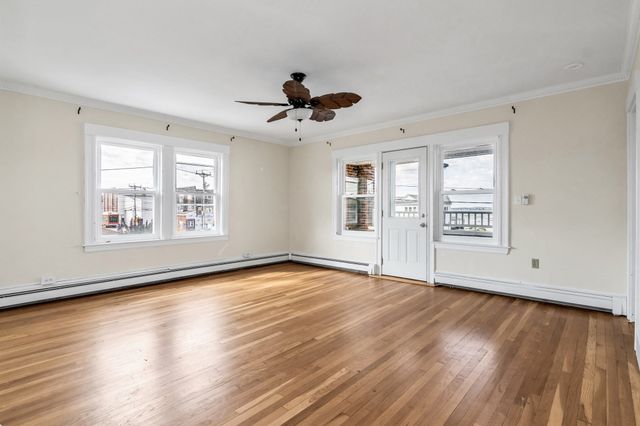 834 Nantasket Ave 3, Hull, MA 02045