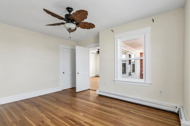 834 Nantasket Ave 3, Hull, MA 02045