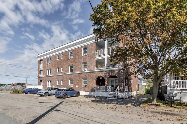 834 Nantasket Ave 3, Hull, MA 02045